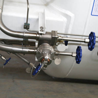 Un réservoir de stockage cryogénique de 3000L